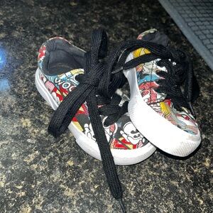 Disney Parks Mickey Mouse & Friends Comic Strip Shoes‎ Kids 5/6
